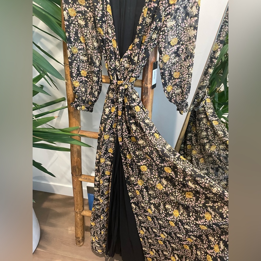 Stunning Lulu’s maxi wrap dress - XS - NWT